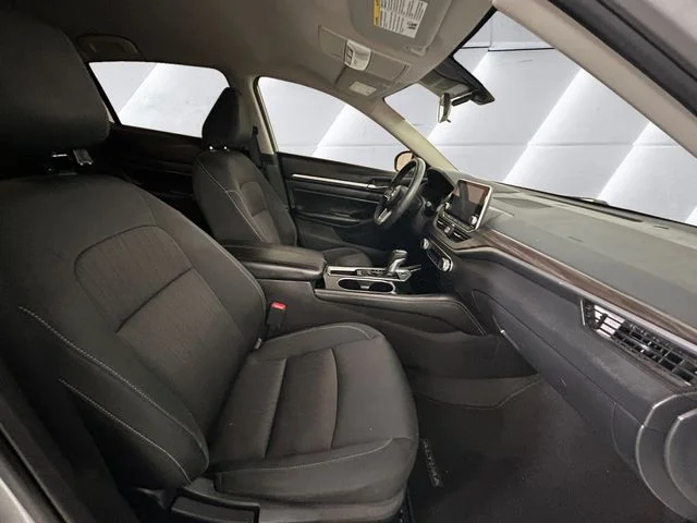 2023 Nissan Altima SV - Photo 13