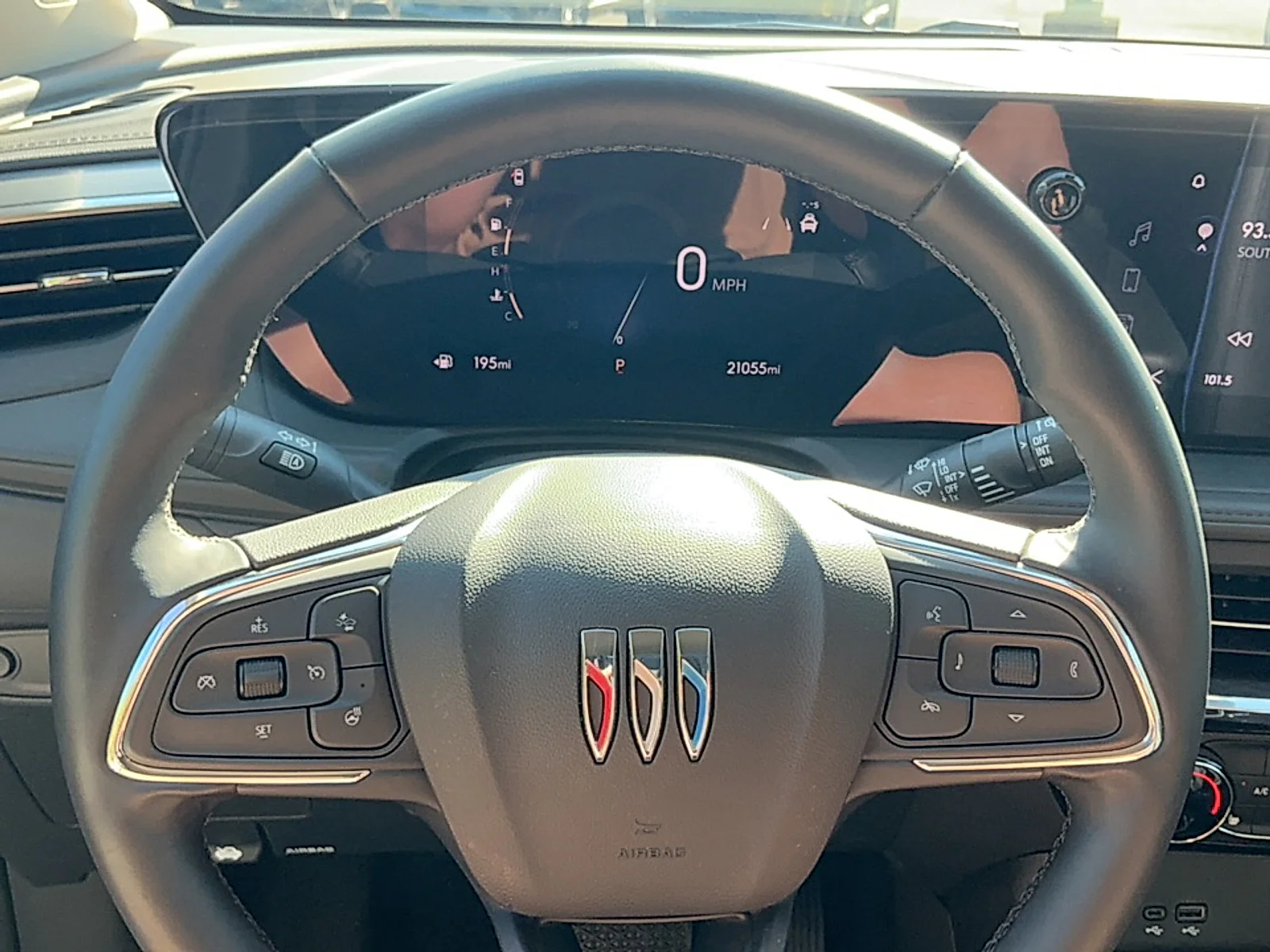 Used 2025 Summit White Buick Sport Touring FWD image 8