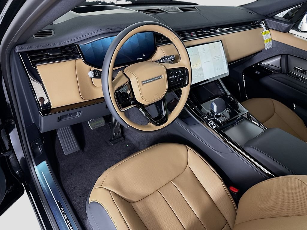 New 2026 Santorini Black LAND ROVER Dynamic SE image 10