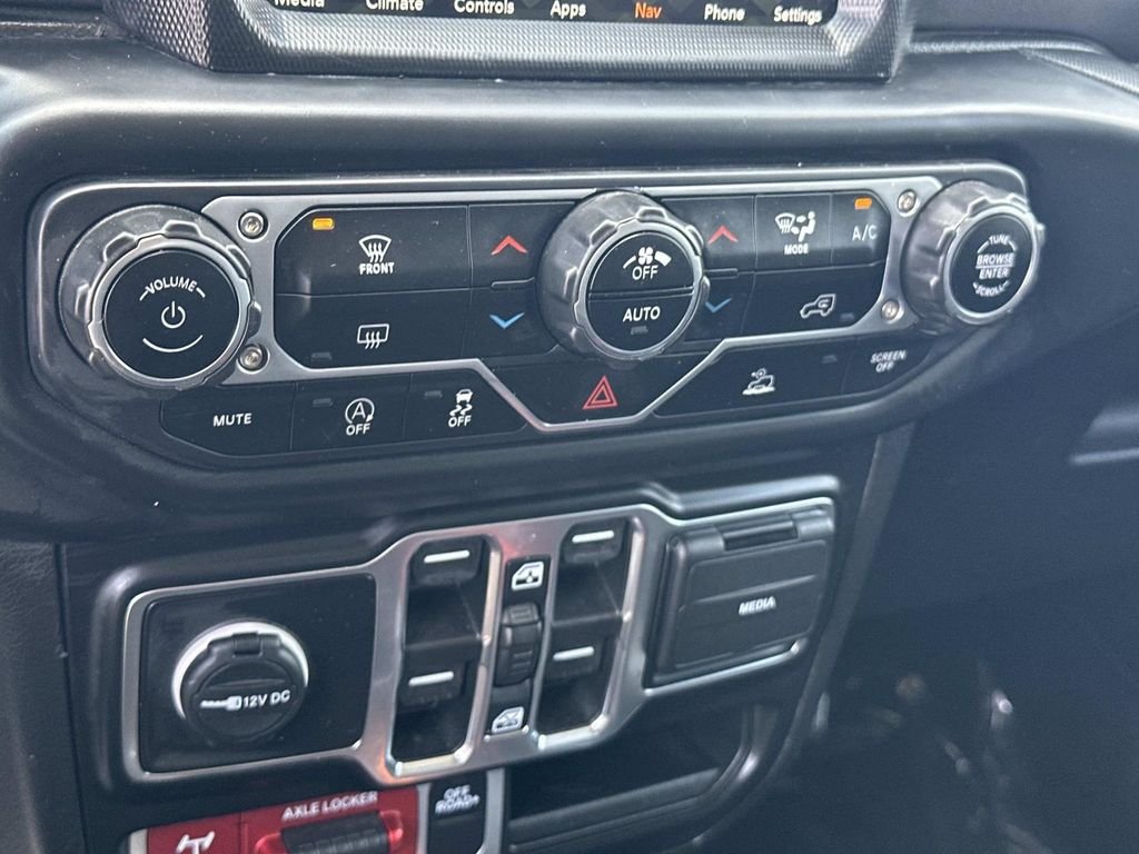 Used 2022 Gray Jeep Mojave image 22