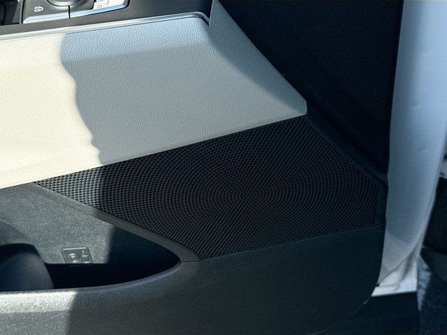 2025 Kia Sorento S - Photo 19