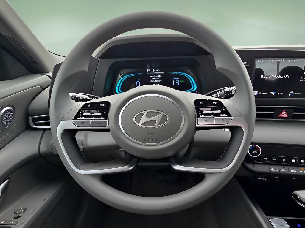 Used 2026 Serenity White Hyundai Blue image 28