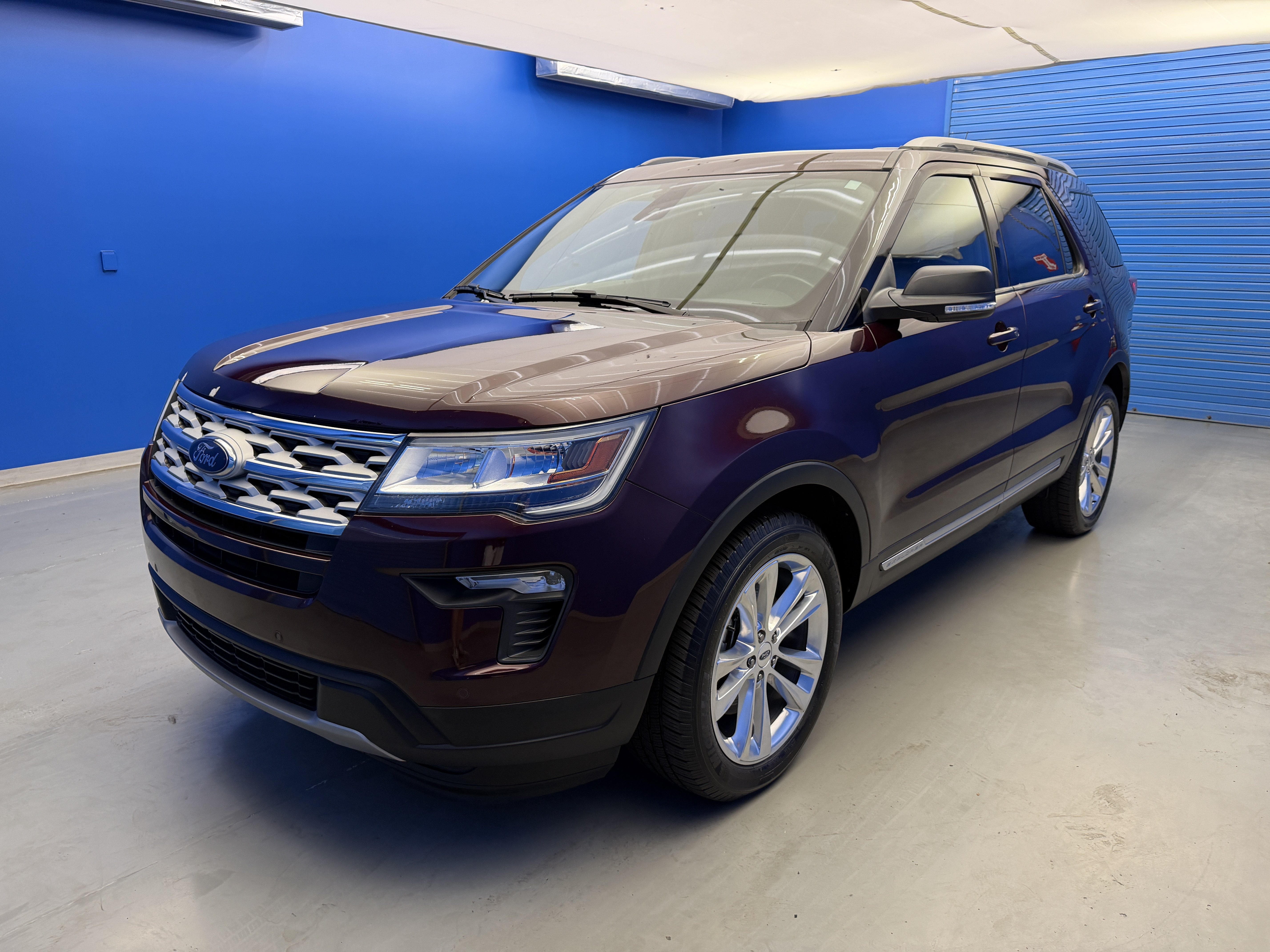 Used 2019 Burgundy Velvet Metallic Tinted Clearcoat Ford XLT image 4