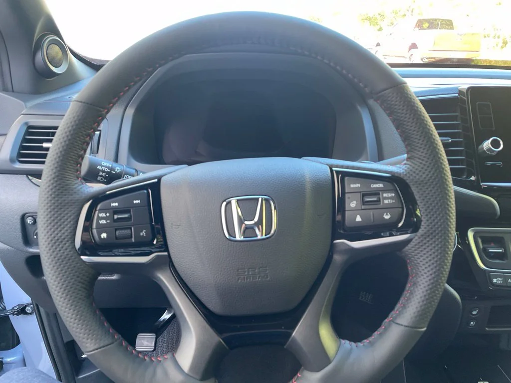 New 2026 Sonic Gray Pearl Honda Black Edition image 15