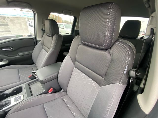 New 2026 Super Black Nissan Crew Cab SV image 6