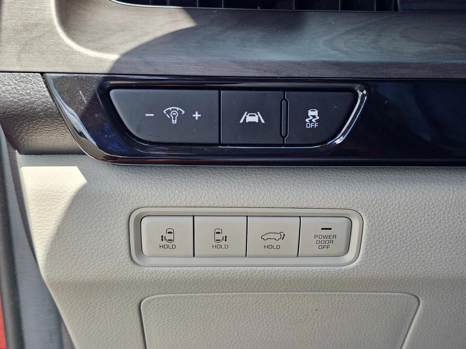 Used 2024 Flare Red Kia EX image 19