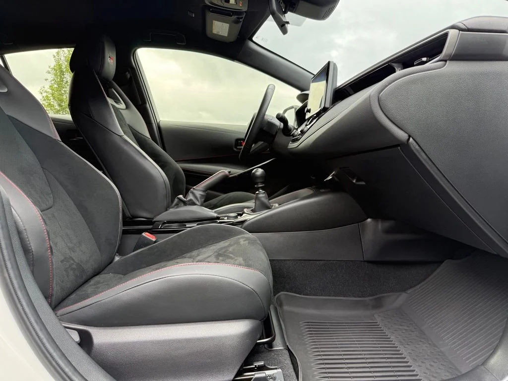 Certified Used 2025 Ice Toyota Premium Plus image 20