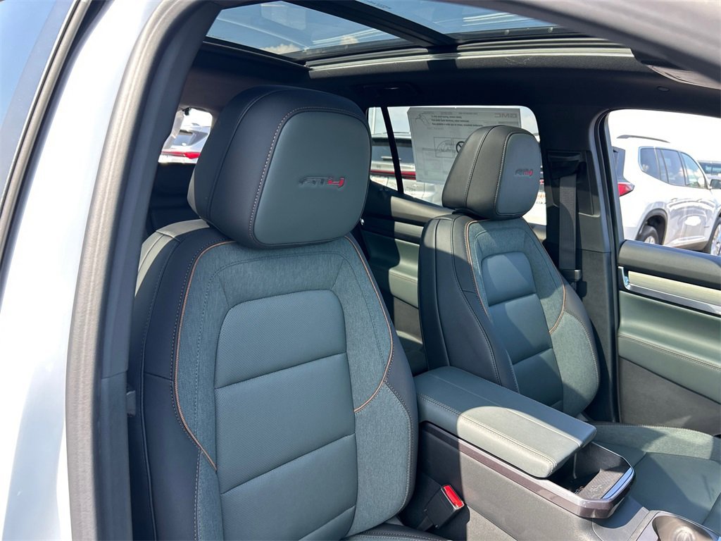 2026 GMC TERRAIN - Image 33