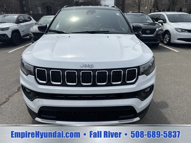 Used 2024 White Jeep Limited image 10