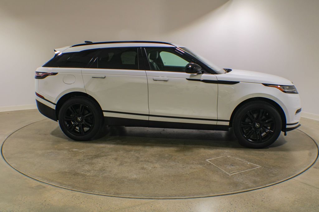 Used 2019 Fuji White Land Rover S image 6