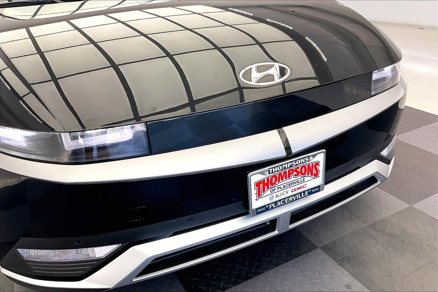Used 2024 Abyss Black Hyundai SEL image 30