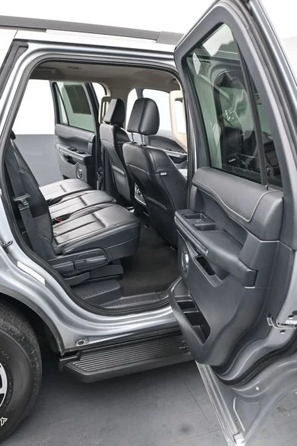 Used 2024 Silver Ford XLT image 12