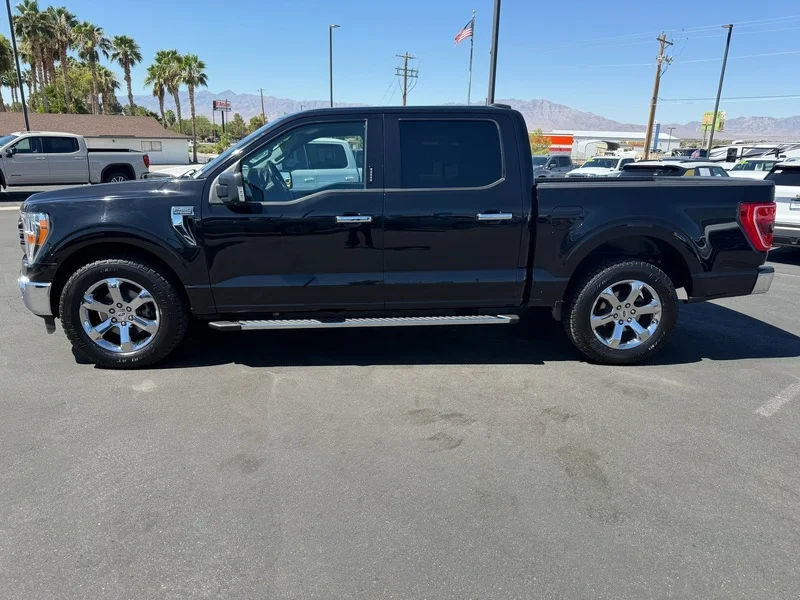 Used 2021 Agate Black Metal Ford XL image 6