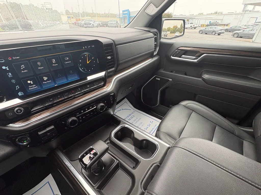 Used 2023 STERLING GRAY METALLIC Chevrolet RST image 14
