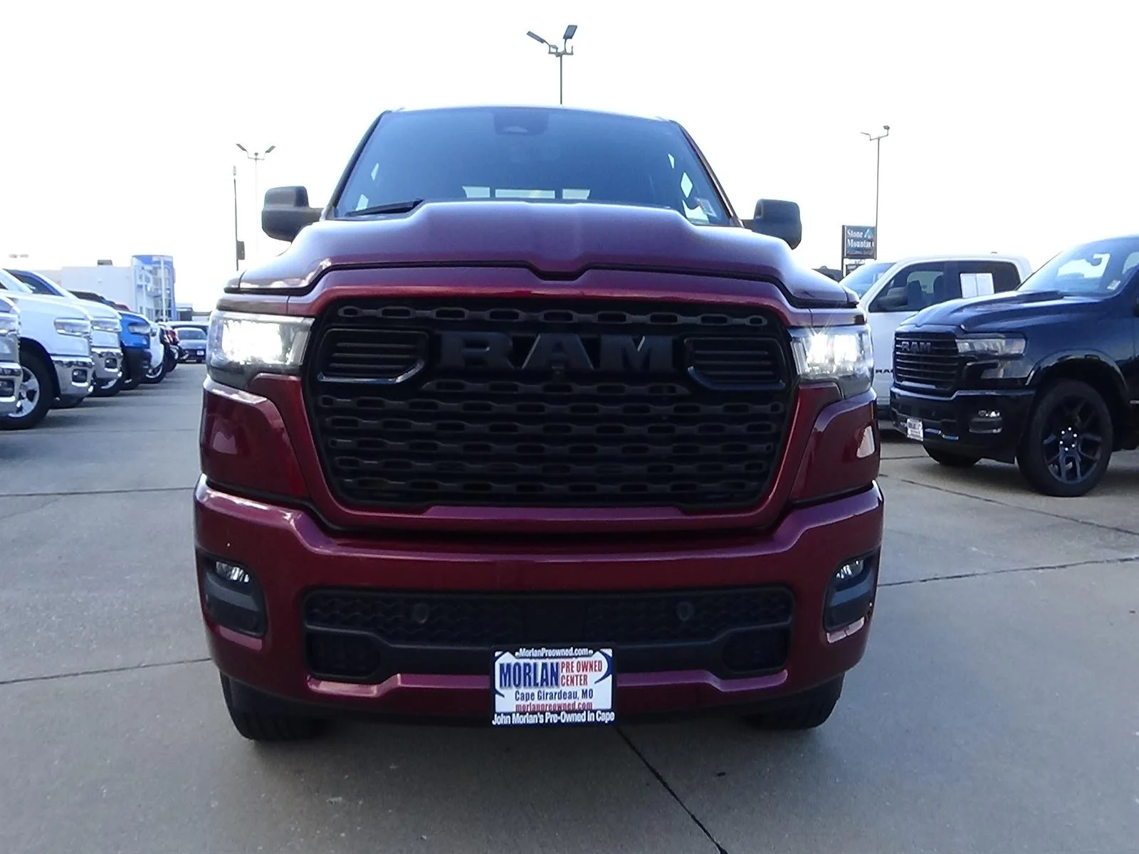 Certified Used 2025 Delmonico Red Pearl Coat (prv) RAM Tradesman image 3