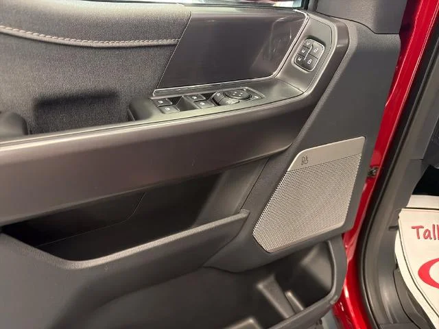 New 2026 Ruby Red Metallic Tinted Clearcoat Ford Lariat® image 28