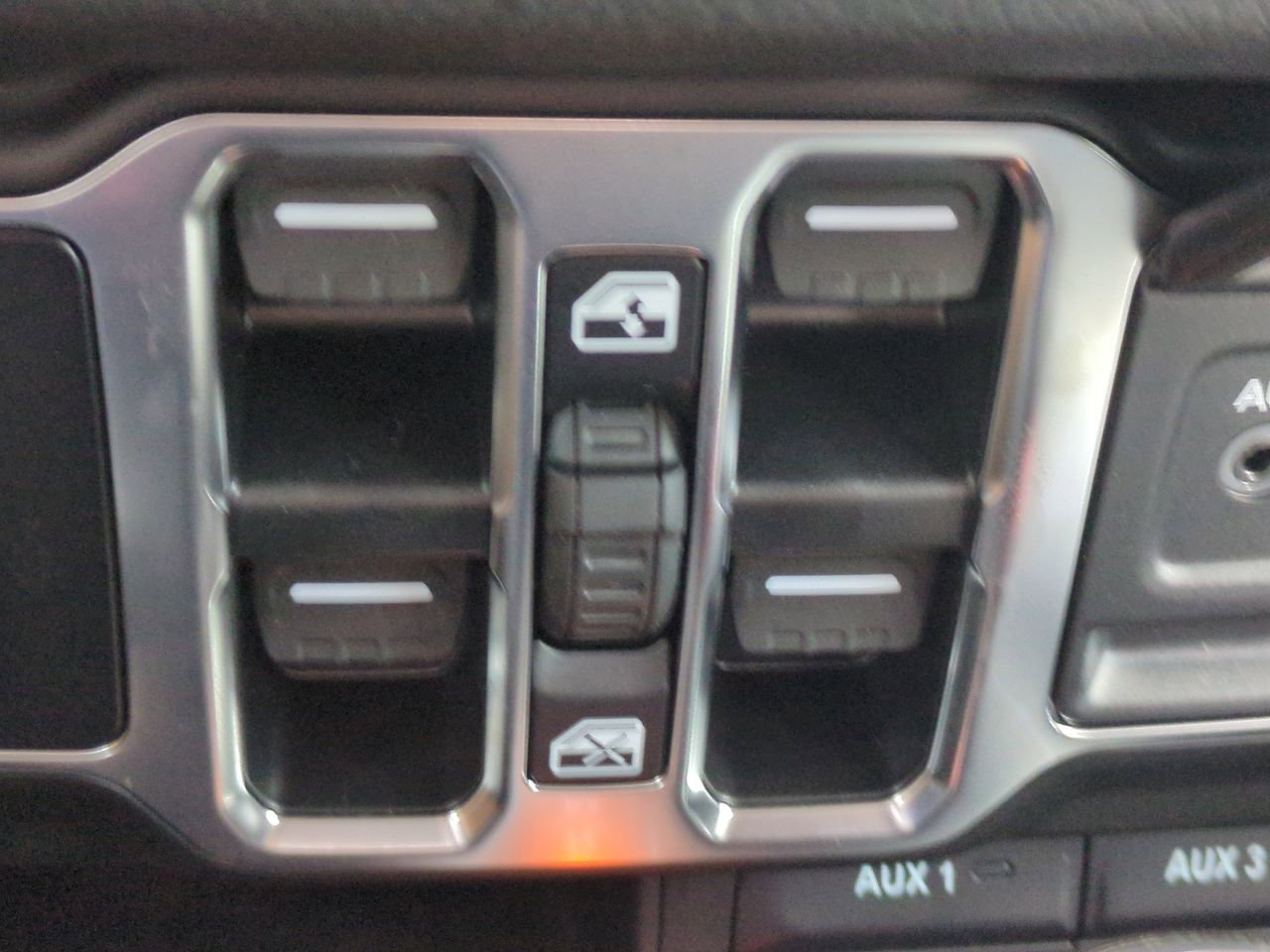 2025 Jeep Wrangler 4-Door Sport S - Photo 21