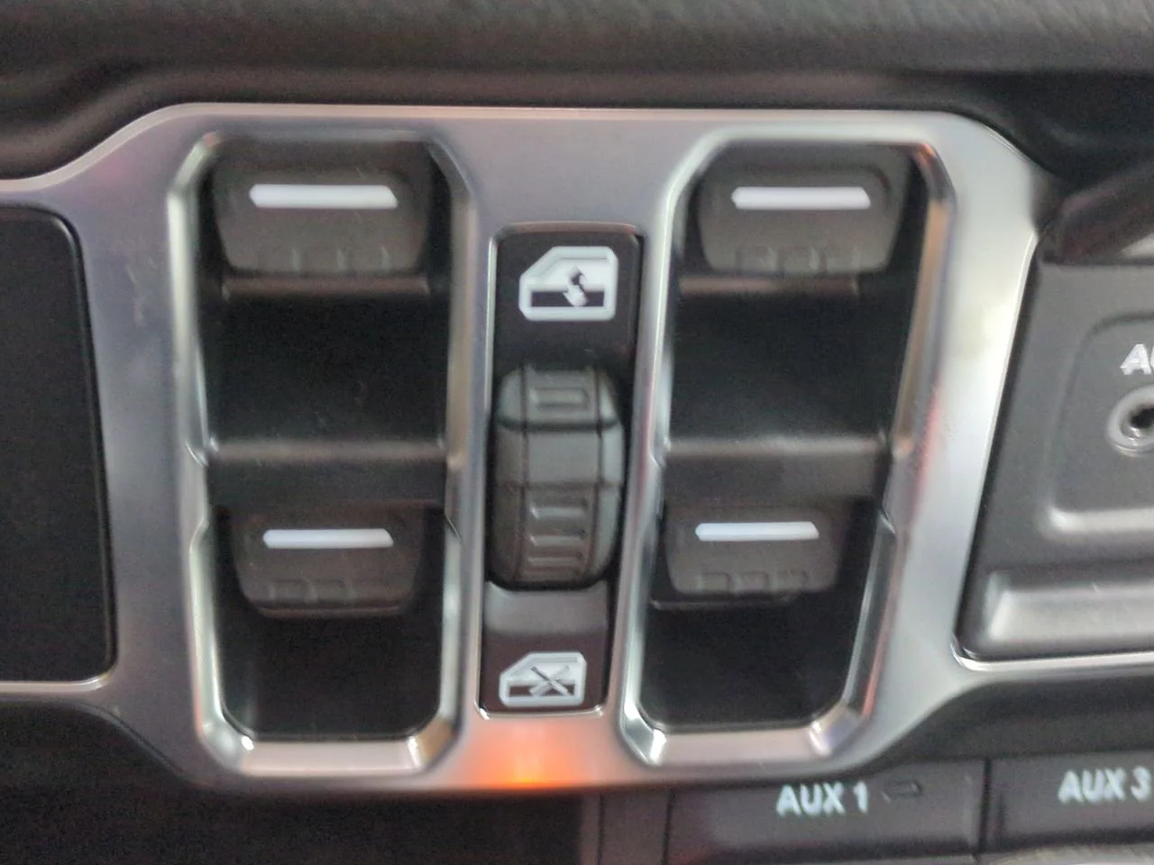 2025 Jeep Wrangler 4-Door Sport S - Photo 21
