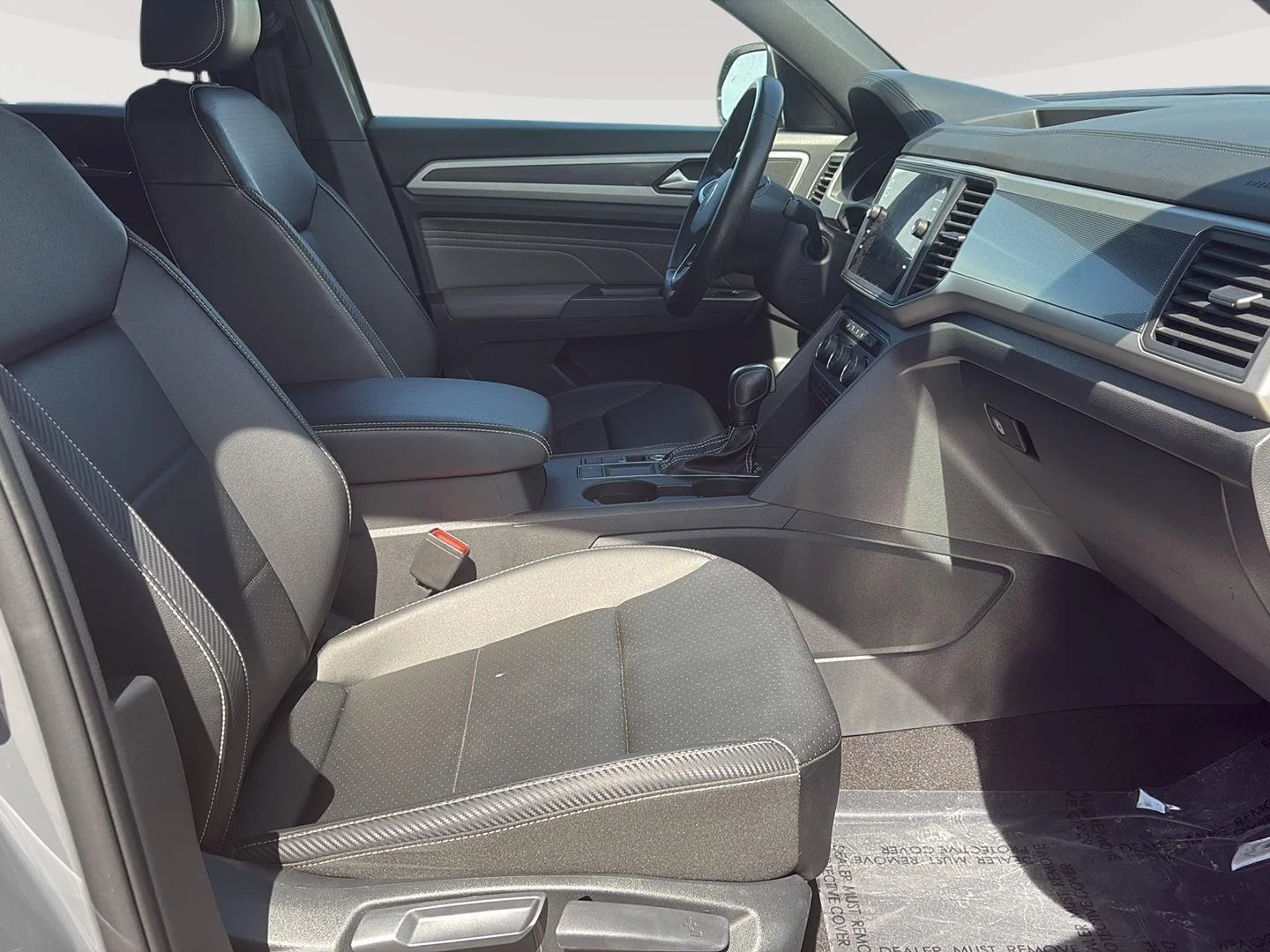 Used 2021 GRAY Volkswagen 3.6L V6 SE w/Technology R-Line image 15