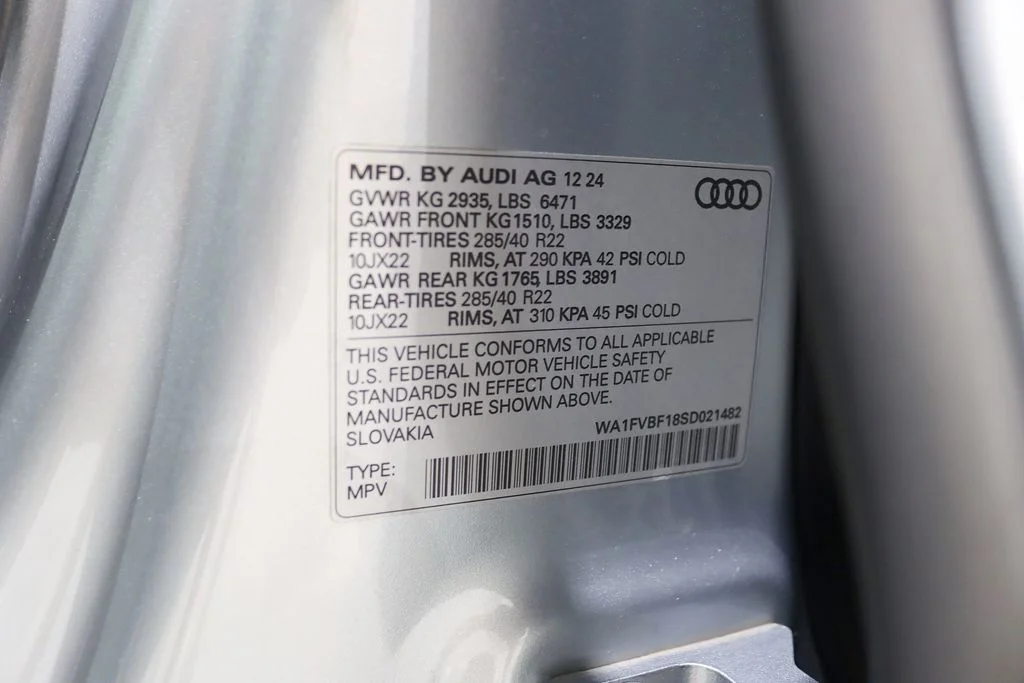 Used 2025 Silver Audi 55 Prestige image 46