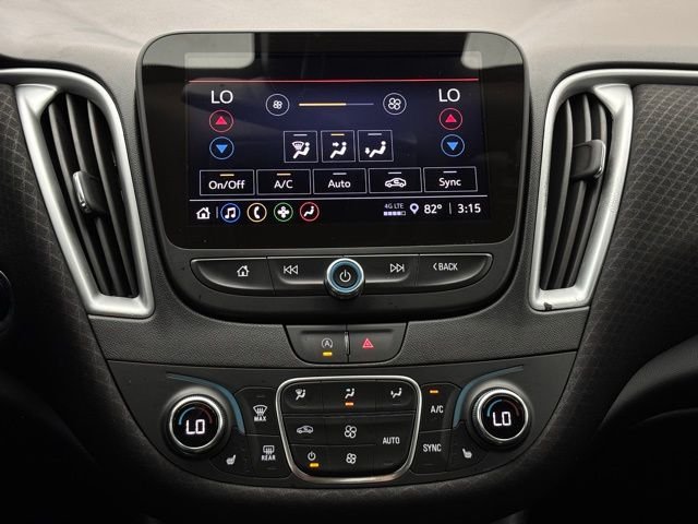 Used 2024 Summit White Chevrolet LT image 22
