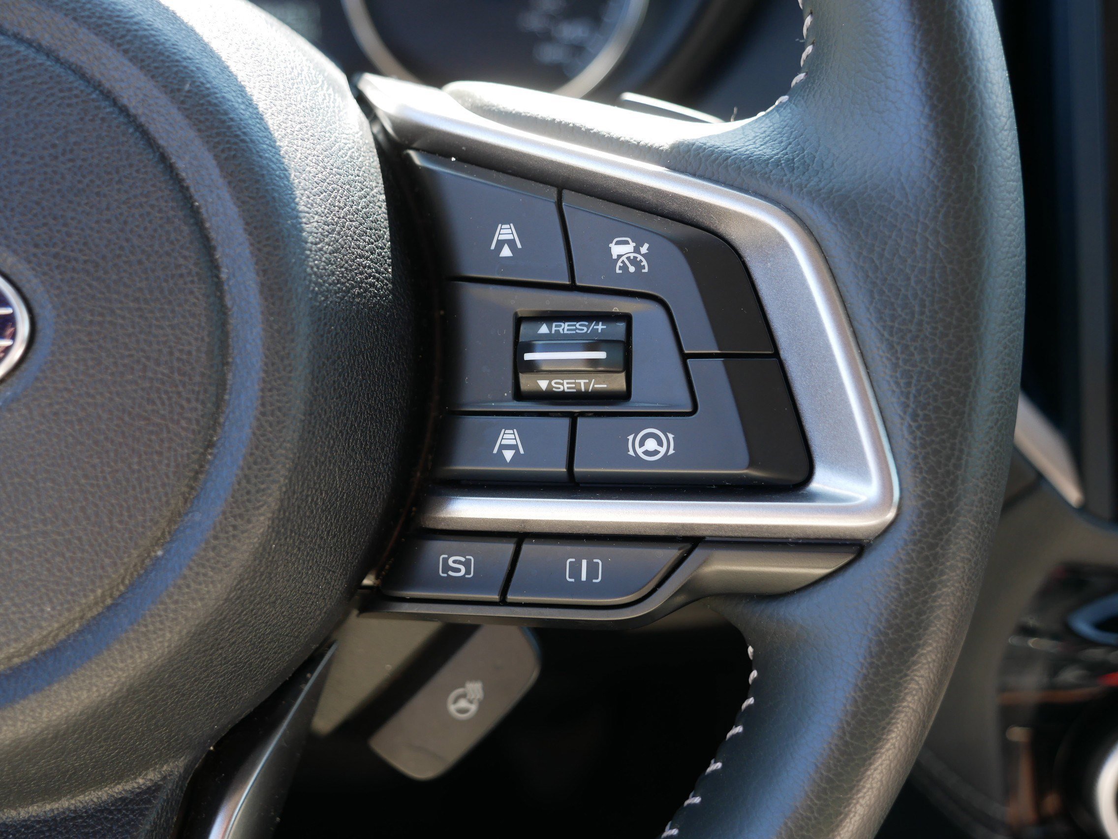 Used 2023 Crystal Black Silica Subaru Touring image 30
