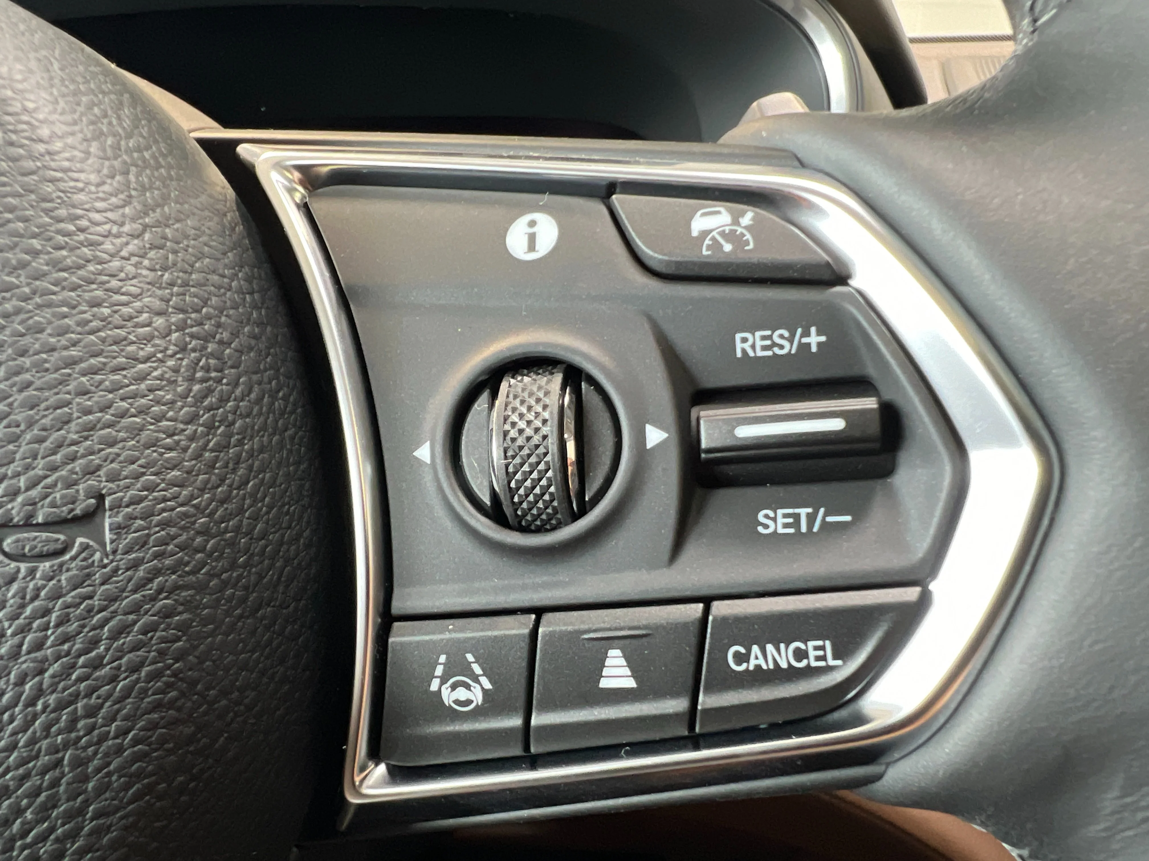 New 2026 Liquid Carbon Metallic Acura w/Technology Package image 23