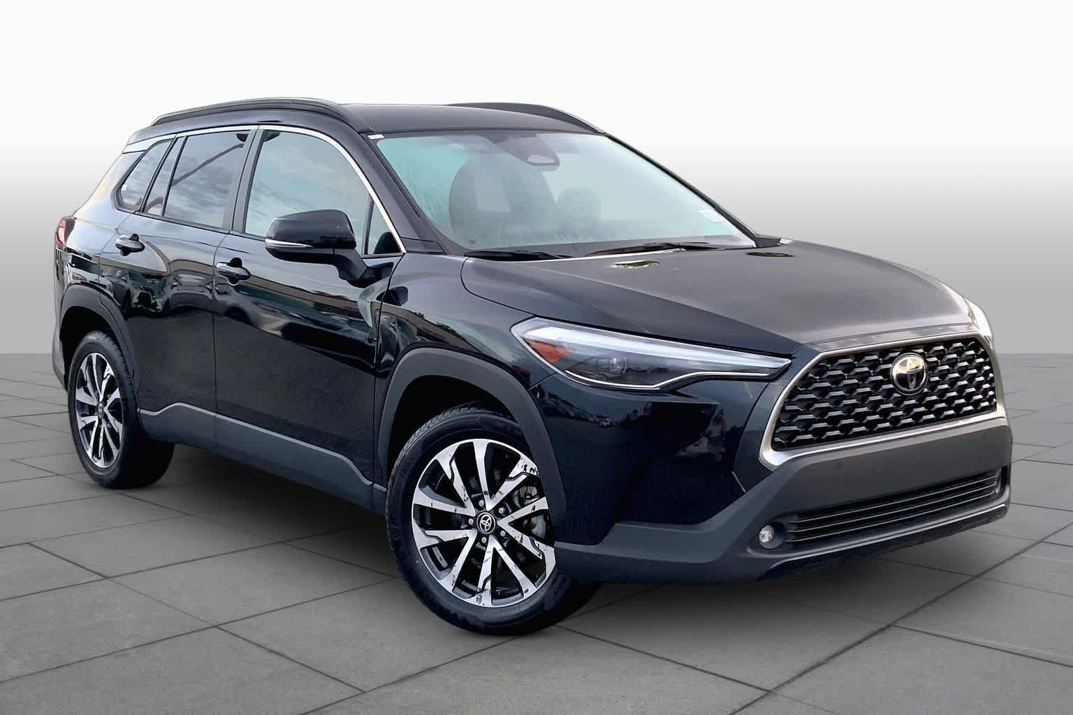 Used 2024 Jet Black Toyota XLE image 3