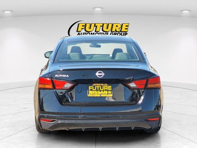 Used 2024 Black Nissan 2.5 S image 8