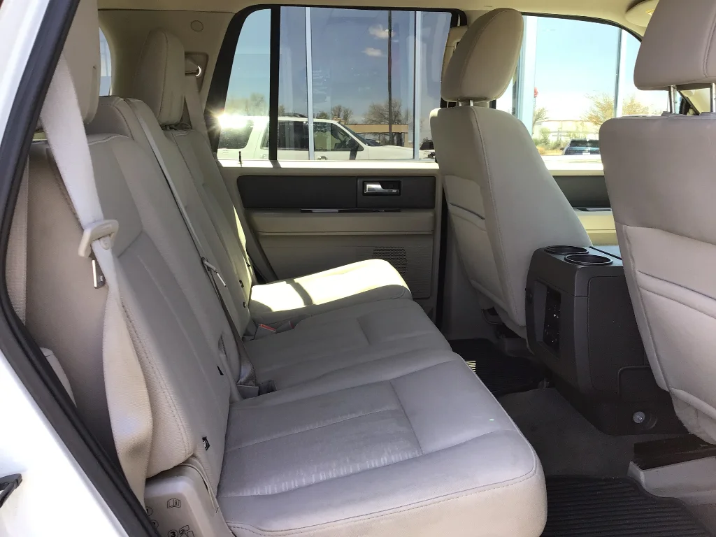Used 2012 White Ford XLT image 7
