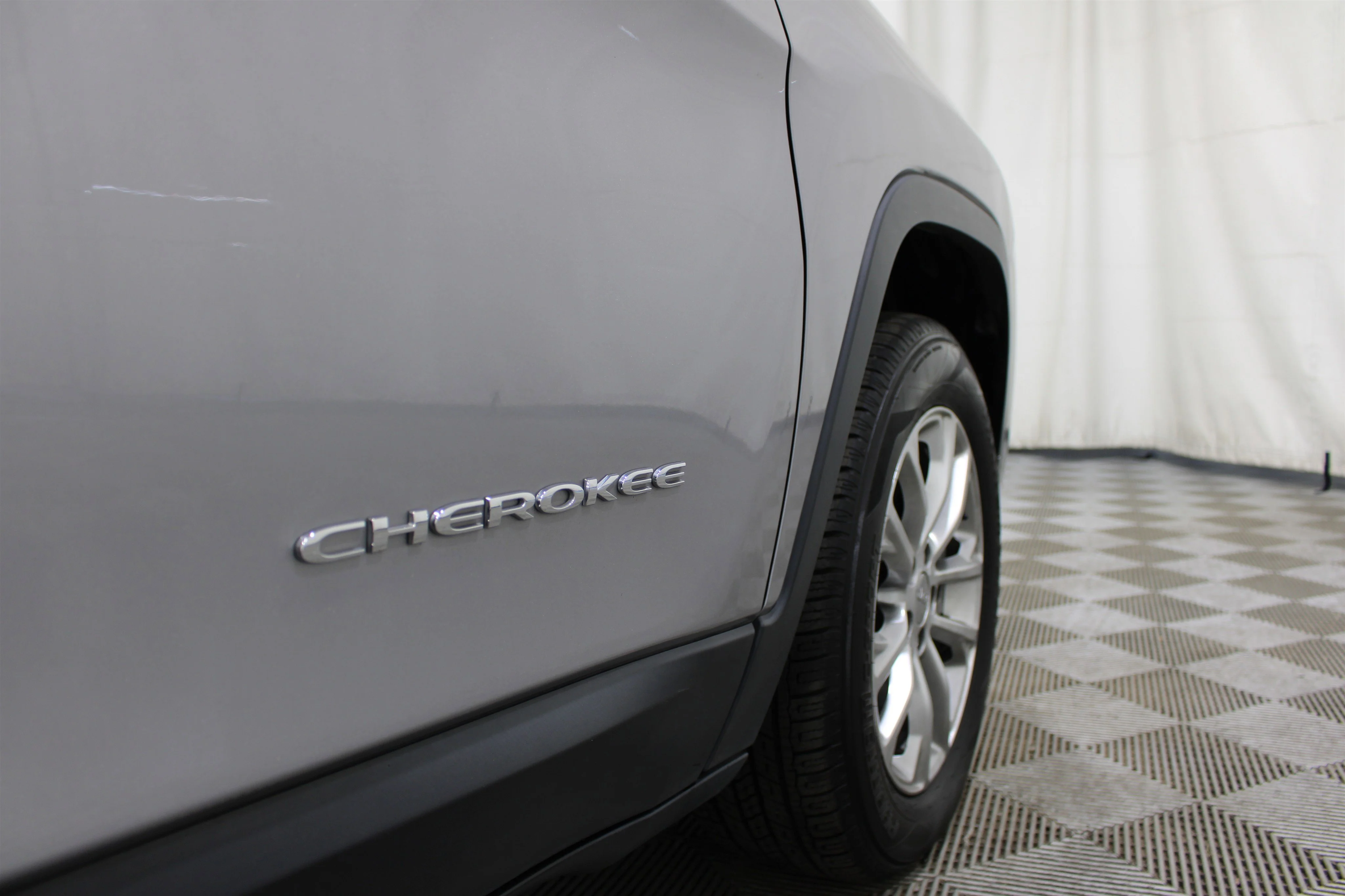 2022 Jeep Cherokee Latitude Lux - Photo 21