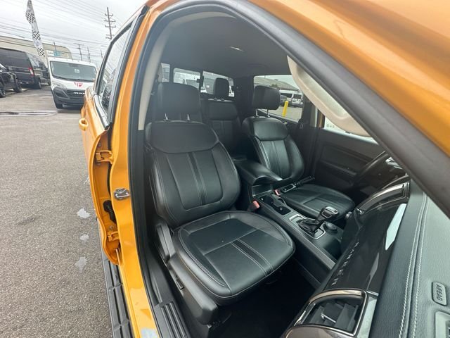 Used 2022 Orange Ford Lariat image 26