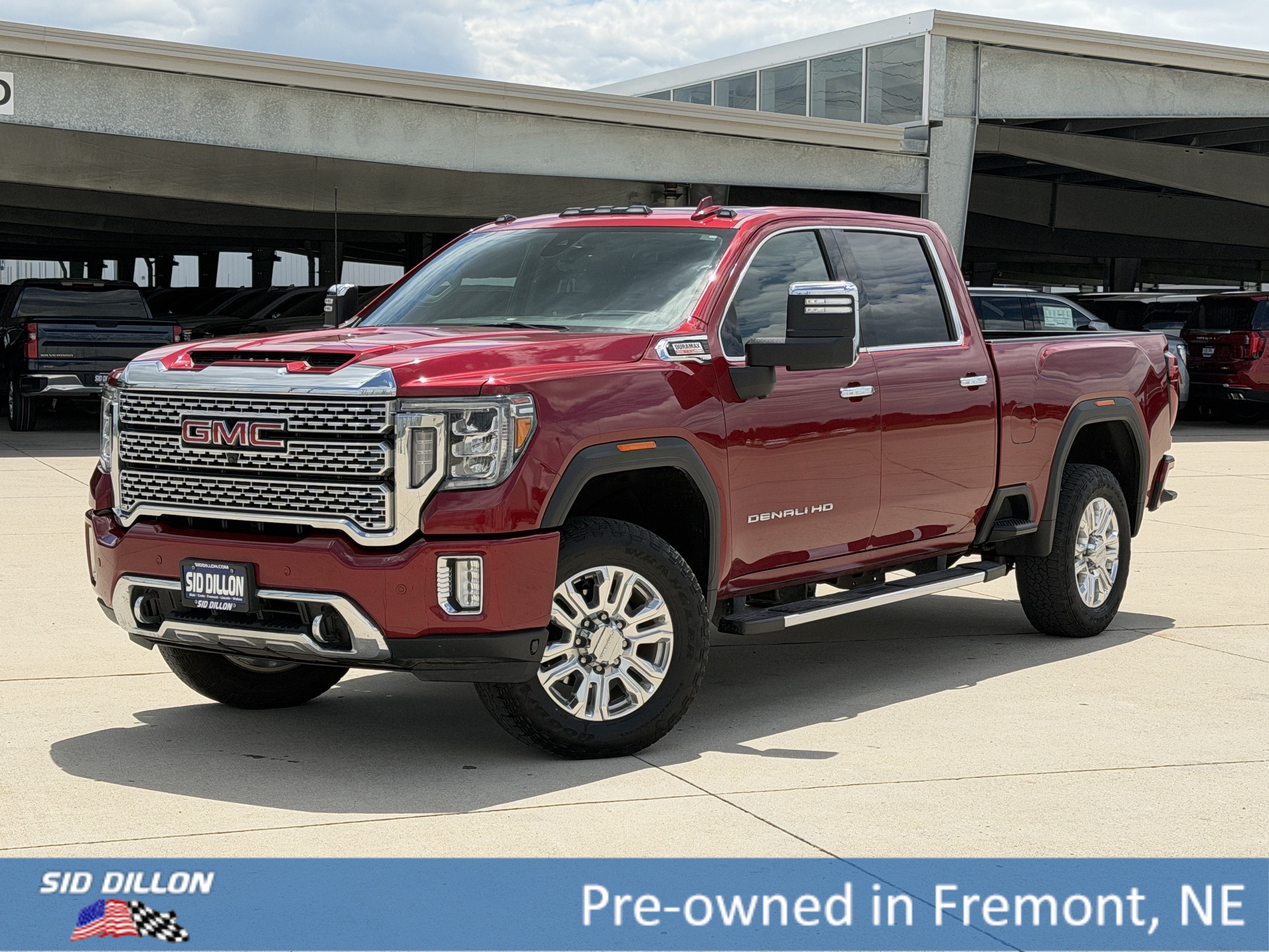 Used 2020 Red Quartz Tintcoat GMC Denali image 1