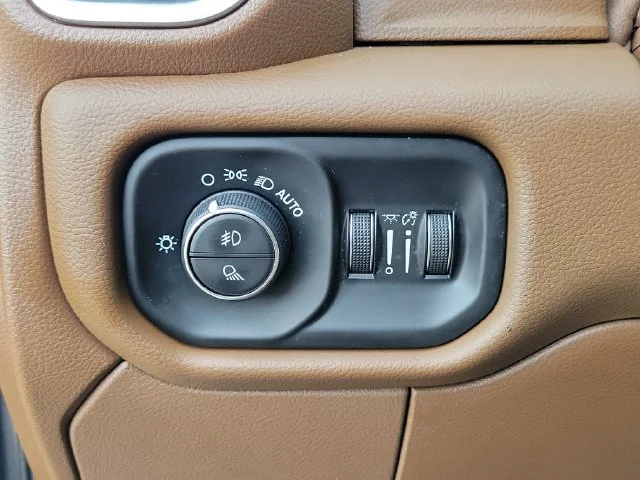 Used 2023 Gray Ram Laramie image 21