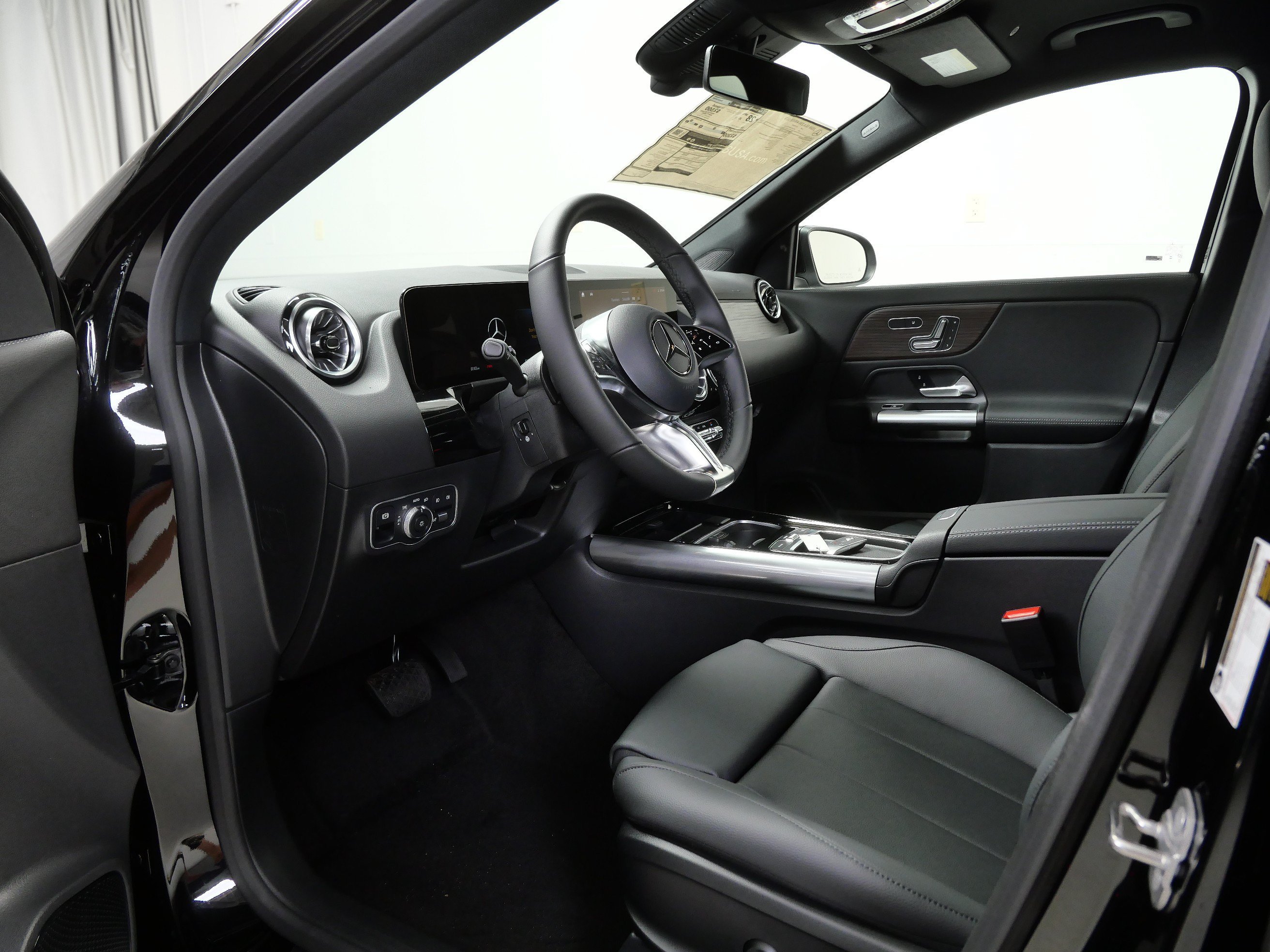 New 2026 Night Black Mercedes-Benz GLA 250 image 7