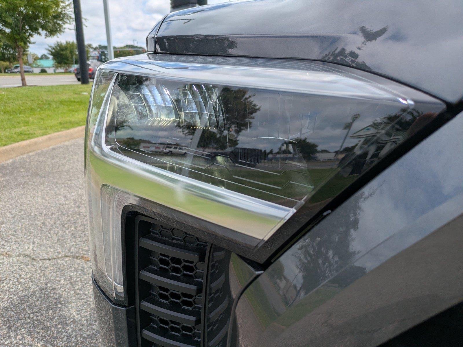 2026 Toyota Tundra SR5 - Photo 10