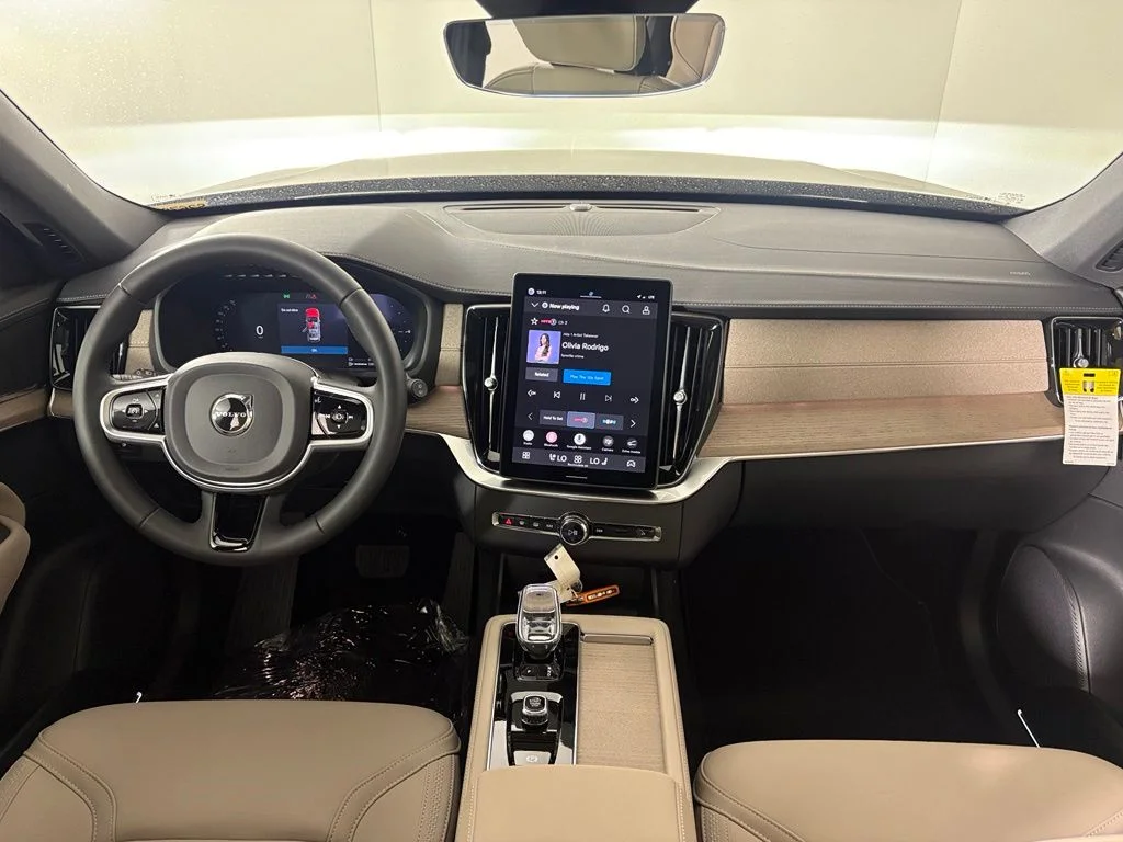 New 2026 Denim Blue Metallic Volvo Plus image 39