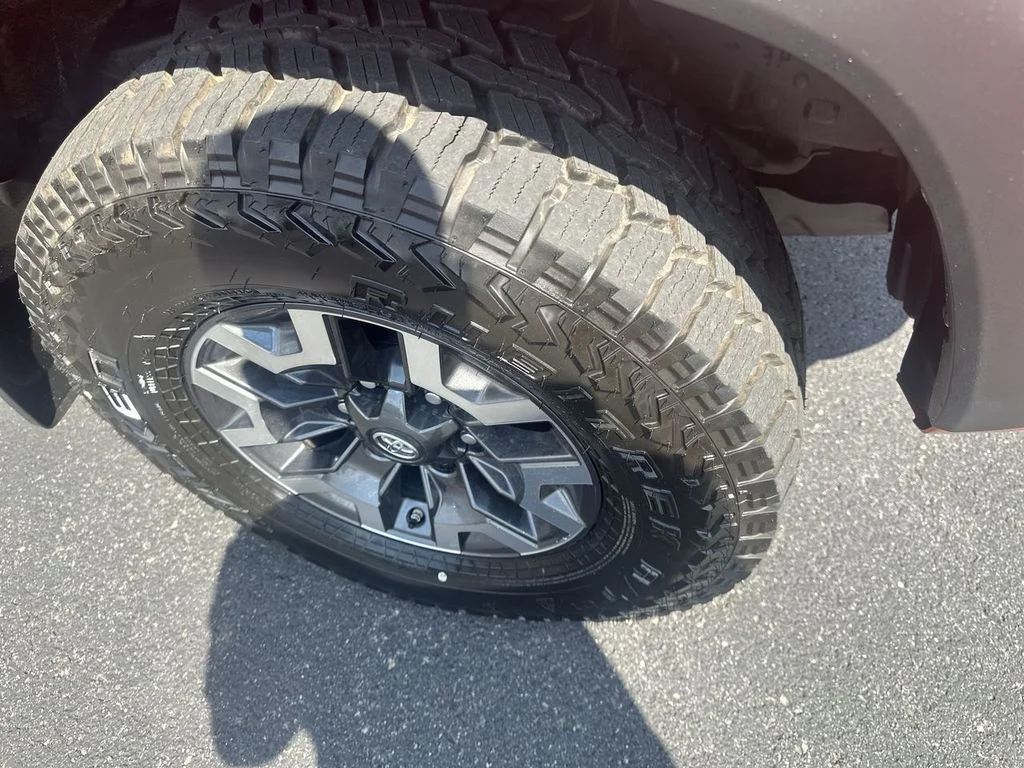 Used 2018 Red Toyota TRD Off-Road image 16