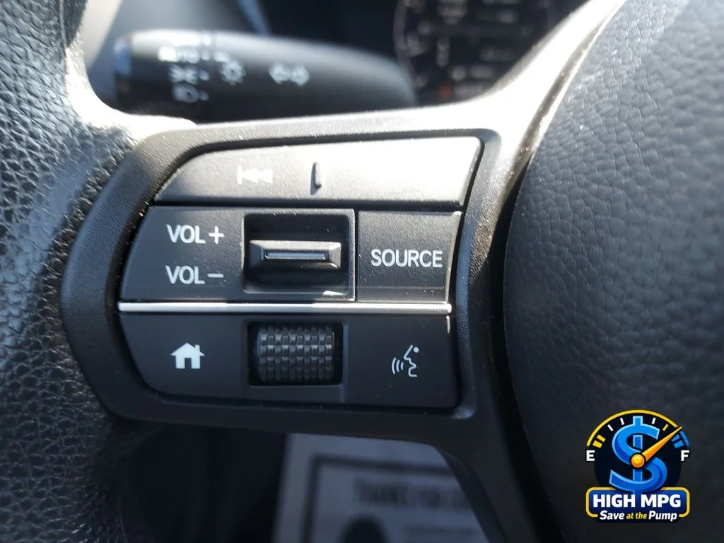 Certified Used 2025 White Honda LX image 22