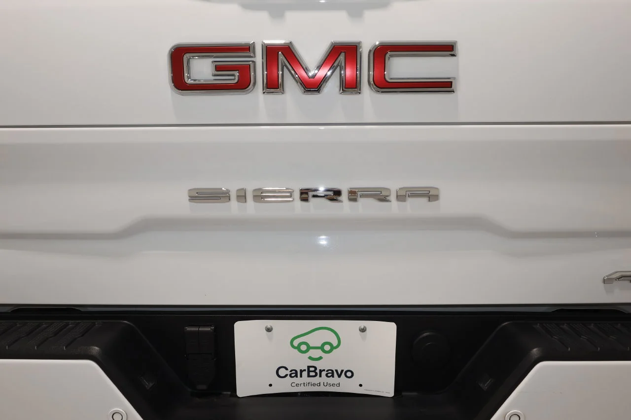 Certified Used 2025 Summit White GMC AT4 image 39