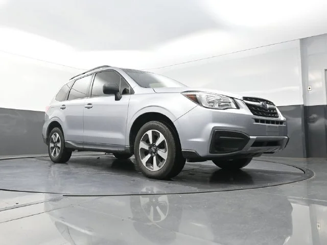 Used 2018 Silver Subaru 2.5i image 31