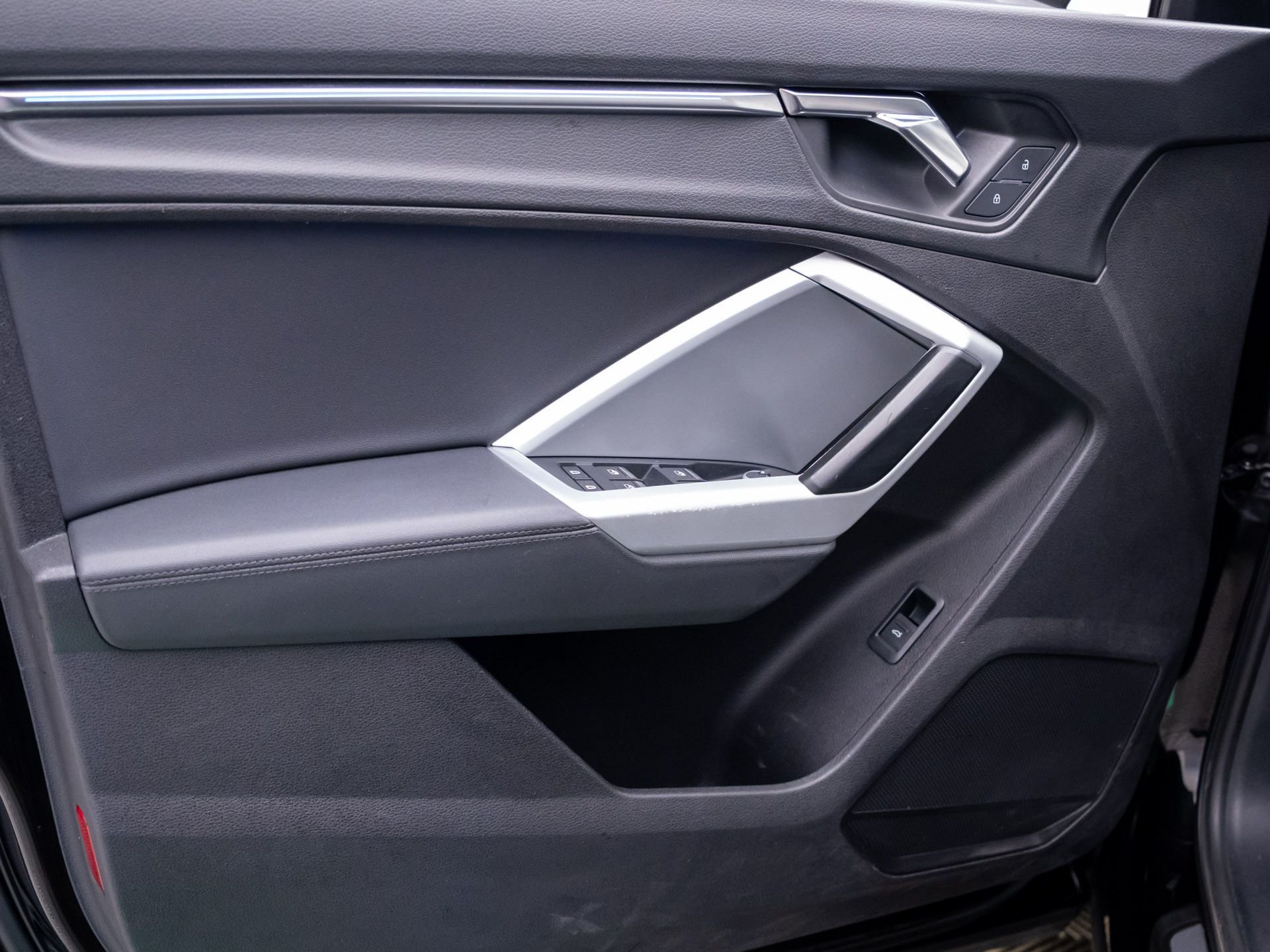 Used 2021 Black Audi Premium Plus image 13