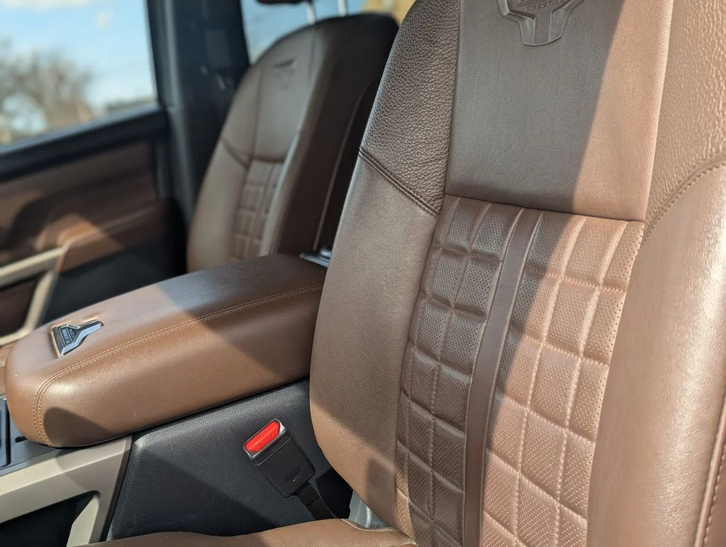 Used 2023 White Nissan Platinum Reserve image 25