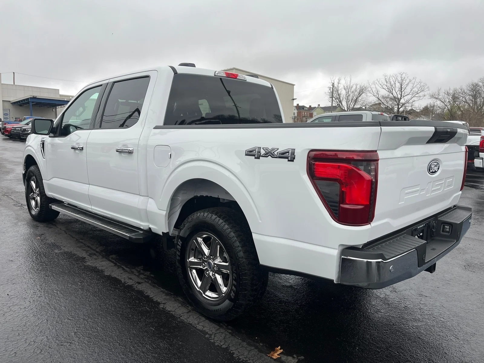 Used 2025 White Ford XLT image 9