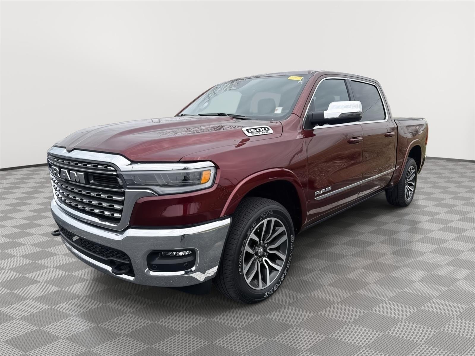 Used 2025 Delmonico Red Pearlcoat Ram Limited image 8