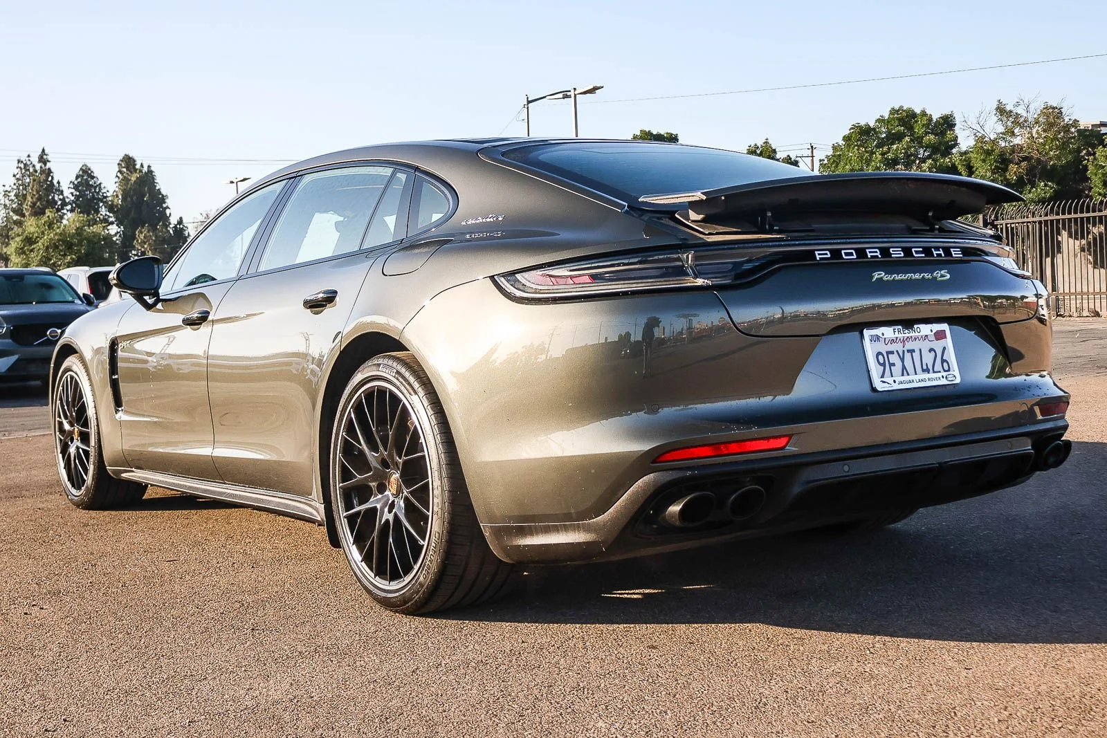 Used 2023 Green Porsche 4S Executive image 7