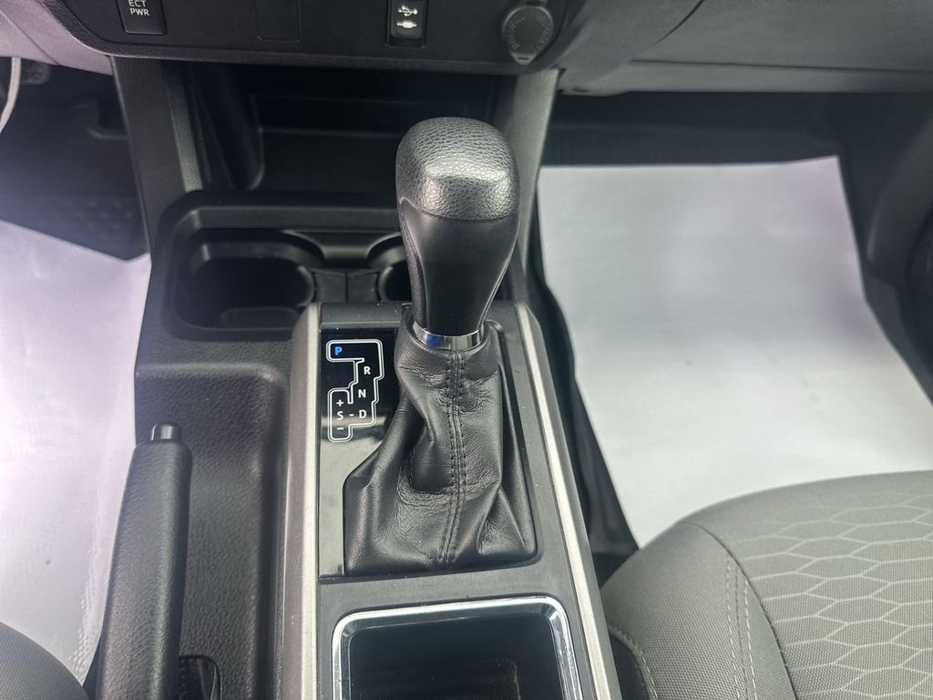 Used 2017 Red Toyota SR5 image 26