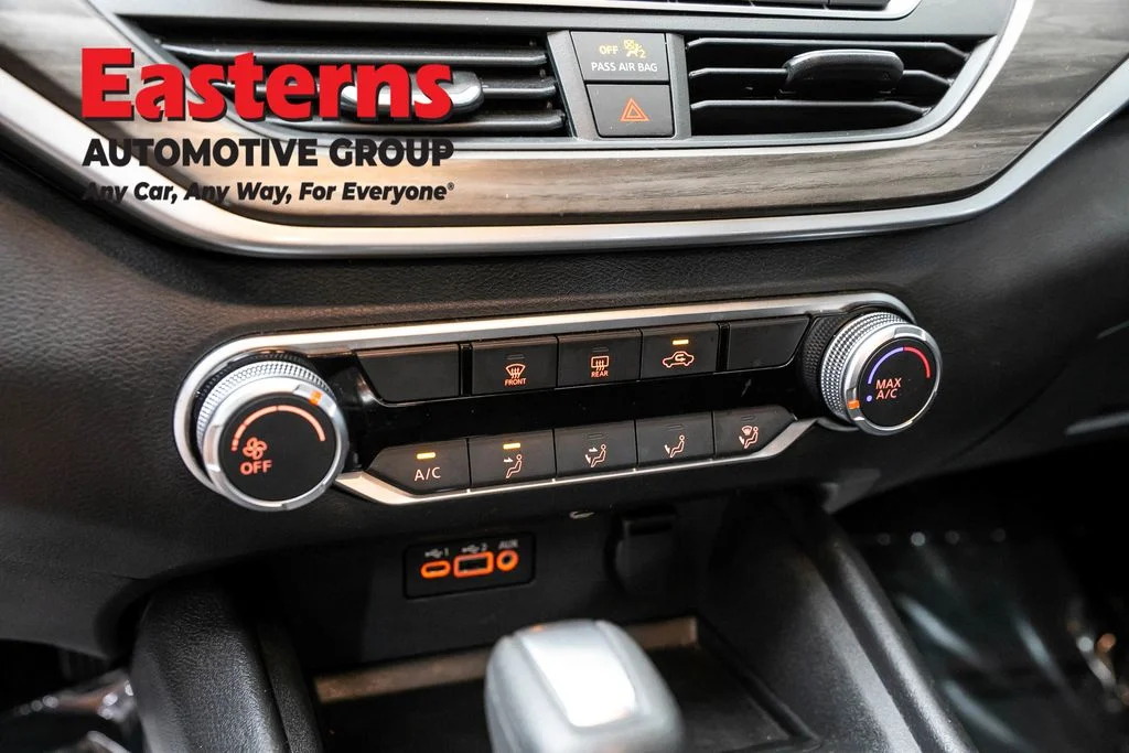 Used 2025 Gray Nissan 2.5 SV image 20