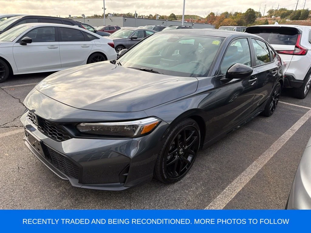 Used 2026  Honda Sport image 2