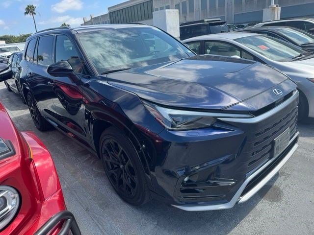 Used 2024 Nightfall Mica Lexus TX 500h F SPORT Luxury image 2